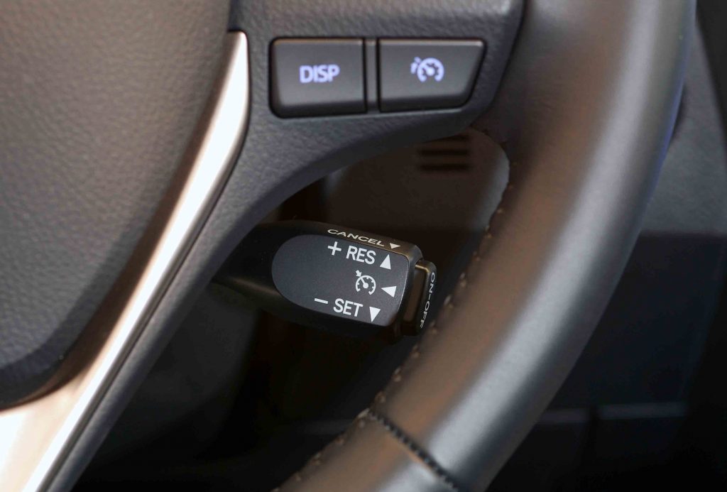 comandi-a-levetta-cruise-control